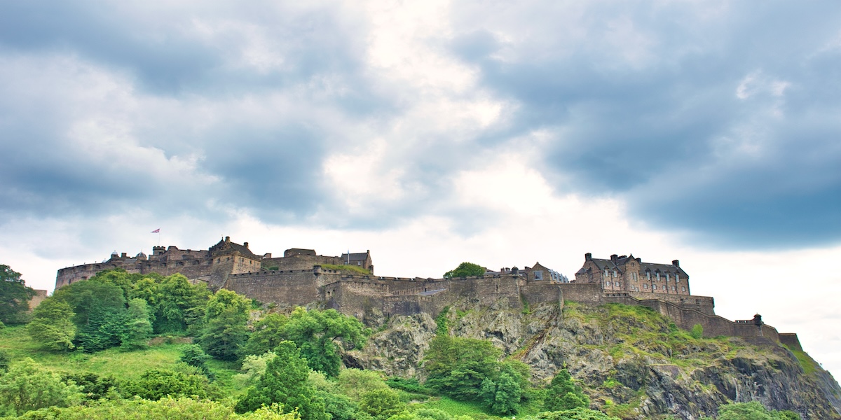 Big Bus Edinburgh: Affordable, Eco-Friendly Sightseeing